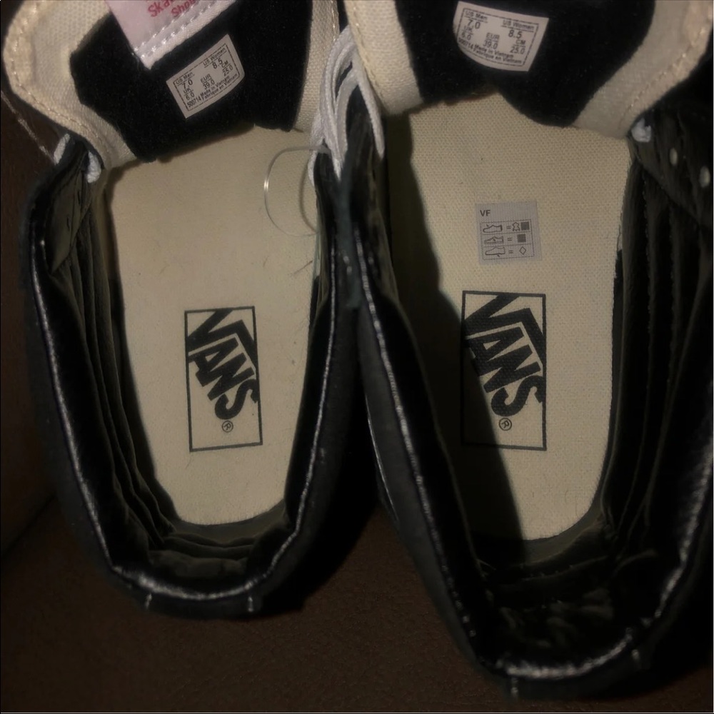 vans - Picture 5 of 5